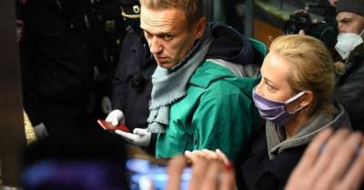 Навальному дали реальный тюремный срок — реакция дипломатов и соцсетей