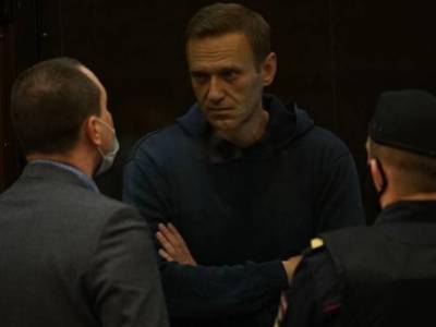 "Извращенное постановление": США и Великобритания требуют немедленно освободить Навального
