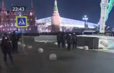 В Москве народ вышел на улицы: силовики проводят жесткие задержания