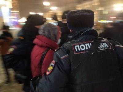 На Невском проспекте задержали несколько десятков человек