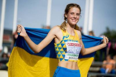 Третий результат в мировой истории: 19-летняя украинка установила мировой рекорд по прыжкам в высоту