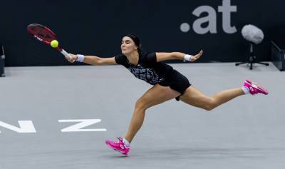Калинина зачехлила ракетку в четвертьфинале турнира в Орландо