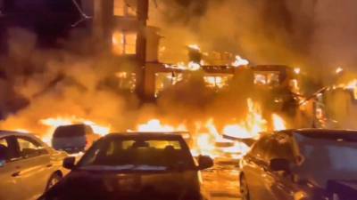 Из-за перемерзших пожарных гидрантов в Техасе сгорел жилой квартал