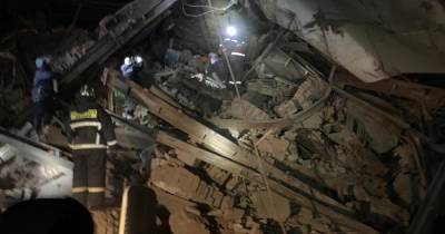 Четырех человек извлекли из-под обломков рухнувшего цеха в Норильске
