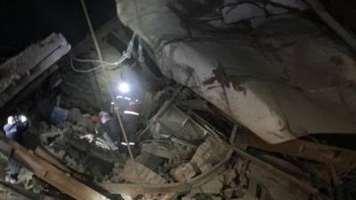 Спасатели обнаружили погибшего при обрушении фабрики в Норильске