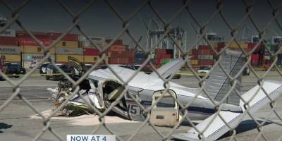 В порту Лос-Анджелеса самолет врезался в грузовик — видео