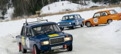 Автогонщики собираются целые сутки дрифтовать на льду озера в Карелии