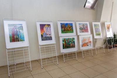 Выставка "Защитники земли русской" открылась в Сахалинской областной библиотеке