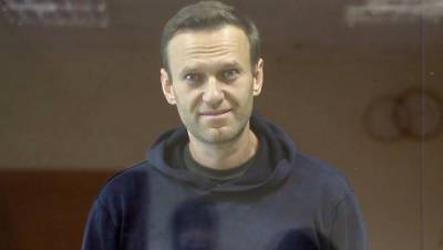 Навального привезли в суд Москвы, где он выступит с последним словом