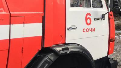 Спасатели потушили пожар в гостинице в Сочи