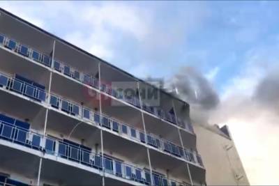 В Сочи потушили пожар в гостинице «Ювента»