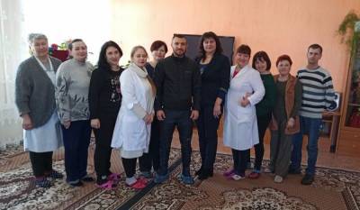 Встреча с чемпионом: Ломаченко посетил Центр реабилитации детей – фото