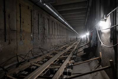 Первую отапливаемую наземную станцию метро "Новомосковская" начнут строить до конца года