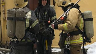 Пожар в "Хлебнице" стал причиной массовой эвакуации из ТЦ в Ульяновске