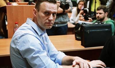 В Кремль передали около 200 тысяч подписей под петицией с требованием освободить Навального