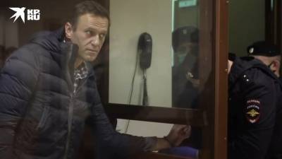 Видео из Сети. Заседание суда по делу Навального