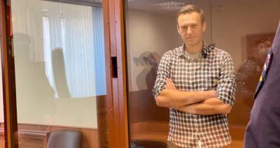 Прокурор попросила суд зачесть проведенное Навальным время под домашним арестом