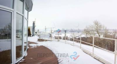 В Чебоксарах на продажу выставили квартиру с террасой за 17 млн рублей