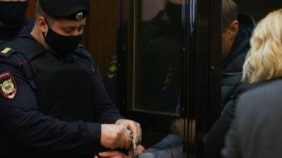Навальный может отправиться в колонию сразу после решения суда