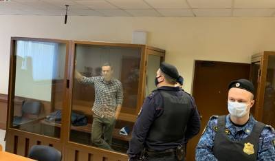 Мосгорсуд оставил в силе решение о замене Навальному условного срока на реальный по делу «Ив Роше»