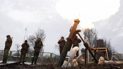 ВСУ открыли минометный огонь по милиции Донбасса, есть убитые