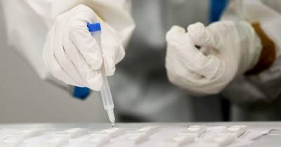 Россия зарегистрировала третью вакцину от COVID: в чем ее уникальность