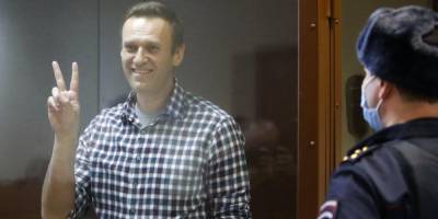 Мосгорсуд признал законной замену Навальному условного срока реальным