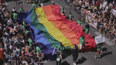 ЛГБТ-военных на Украине призвали совершать публичные каминг-ауты