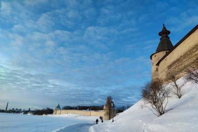 Мороз и солнце: Псковичи делятся в соцсетях фото красивых пейзажей
