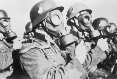 Почему Гитлер испугался применять боевые газы против Красной Армии