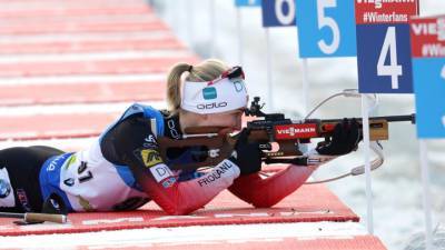 Норвежские биатлонистки выиграли эстафету на чемпионате мира