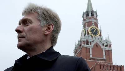Песков заявил, что в России нет репрессий против СМИ и политиков
