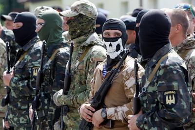 Кремль заявил о риске военных действий в Донбассе после санкций СНБО