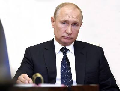 9% россиян выбрали Путина в качестве примера "настоящего мужчины"