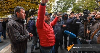 "Задержали за постановку": оппозиционер Нарек Малян об обвинении в свой адрес