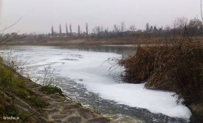В Румынии произошла утечка солей тяжелых металлов в воды закарпатской речки Тиса