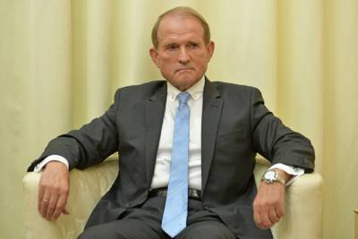 Зеленский ввел в действие санкции против Медведчука и других лиц