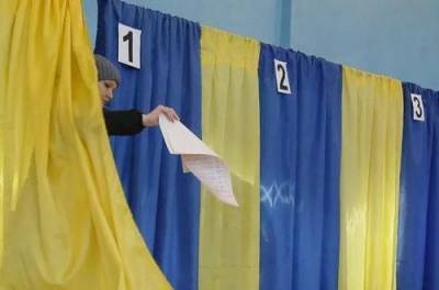 Украинцы хотят перевыборов в Верховную Раду: результаты опроса