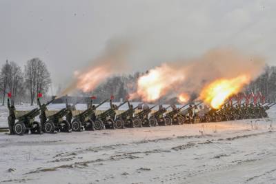 Военные раскрыли детали праздничного салюта в Москве 23 февраля