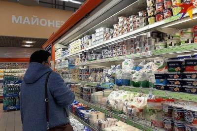 В Беларуси начали продавать продукты в кредит: купить хлеб и молоко можно в рассрочку на год