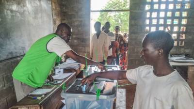Власти ЦАР обеспечат безопасное проведение второго тура парламентских выборов