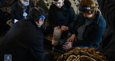 Соцработники навестили в Карабахе граждан, получивших инвалидность в ходе войны