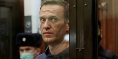 Минюст России попросил ЕСПЧ отменить решение с требованием освободить Навального