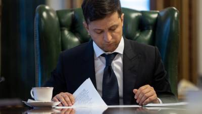 Зеленский подписал указ о введении санкций против Медведчука и других лиц