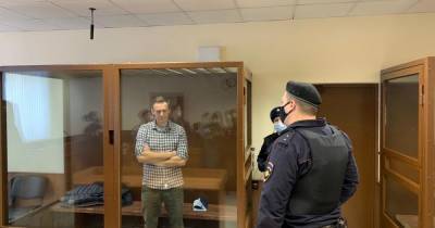 Эксперт: штраф Навального заплатят зарубежные спонсоры
