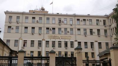 Тела маленьких детей со следами удушения нашли в московской квартире