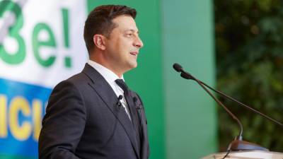 Украинский политик рассказал, как МВФ подставил Зеленского перед ОАЭ