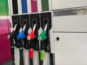 В Уфе снова взлетели цены на бензин