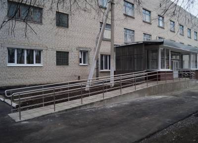 Три дня провел в больнице: подросток в Курской области на спор выпрыгнул из окна школы