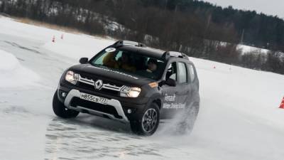 Renault объявила о старте продаж обновленного Duster в России